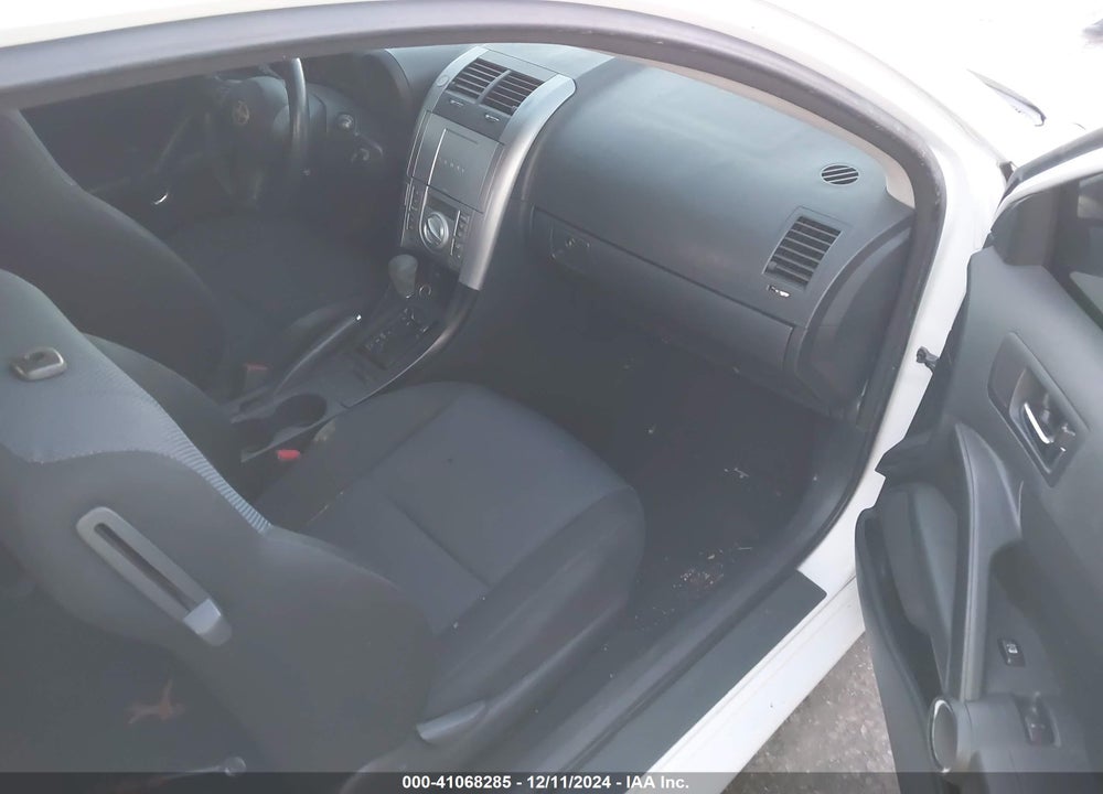 2007 SCION TC VIN: JTKDE177270185411