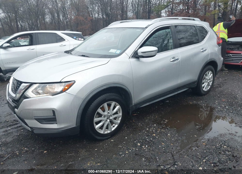 2018 NISSAN ROGUE SV VIN: JN8AT2MV5JW309432