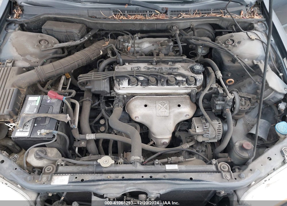1998 HONDA ACCORD SDN LX VIN: 1HGCG5647WA037096