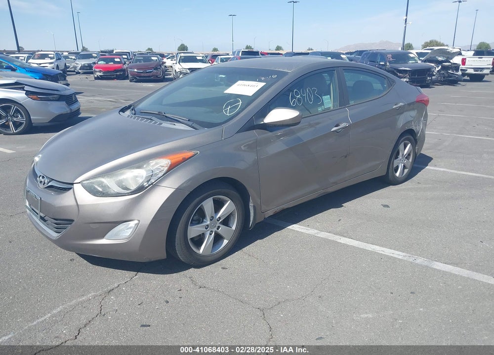 2013 HYUNDAI ELANTRA VIN: 5NPDH4AE9DH286855