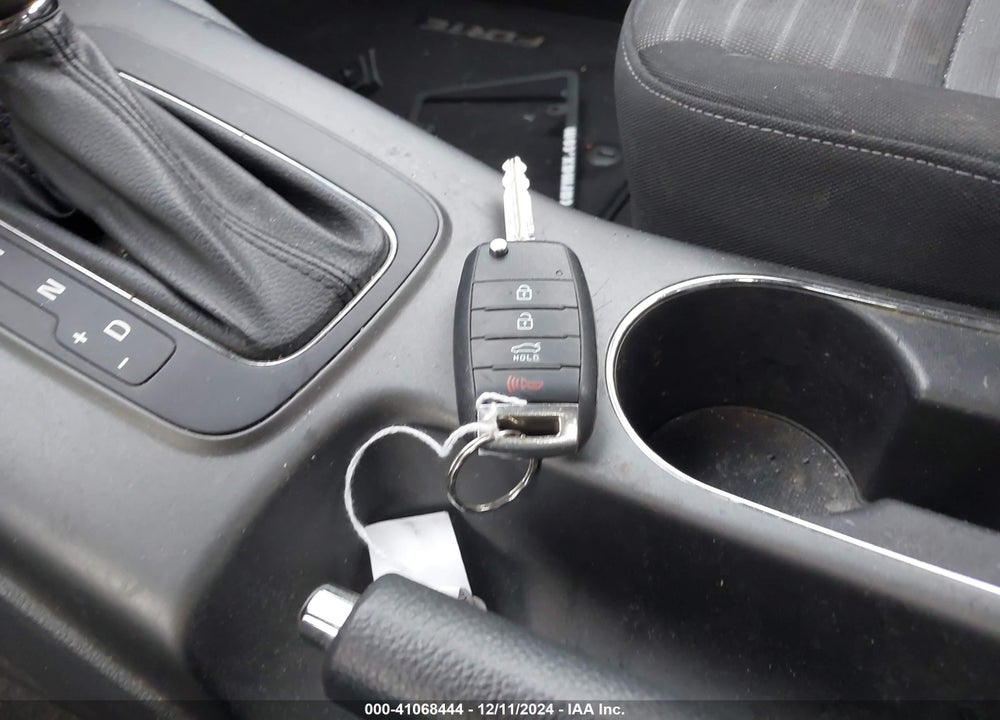 2014 KIA FORTE EX VIN: KNAFX5A87E5165607