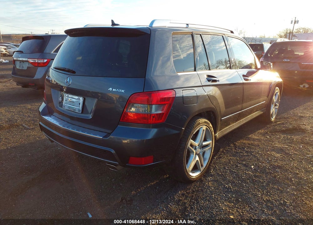 2011 MERCEDES-BENZ GLK 350 4MATIC VIN: WDCGG8HB2BF569070