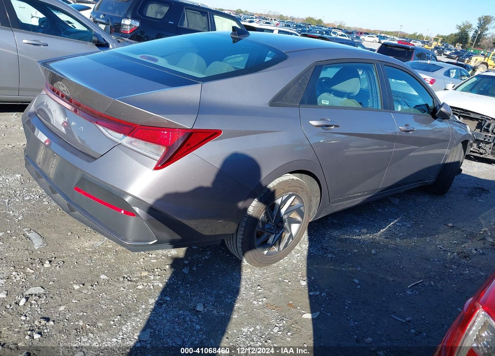 2024 HYUNDAI ELANTRA SEL VIN: KMHLM4DG6RU661484