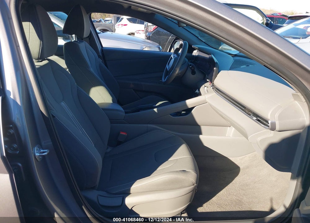 2024 HYUNDAI ELANTRA SEL VIN: KMHLM4DG6RU661484