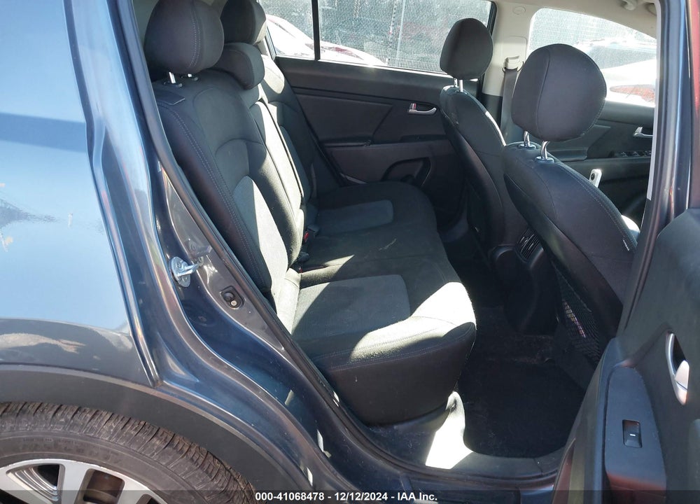 2015 KIA SPORTAGE LX VIN: KNDPBCAC8F7748188