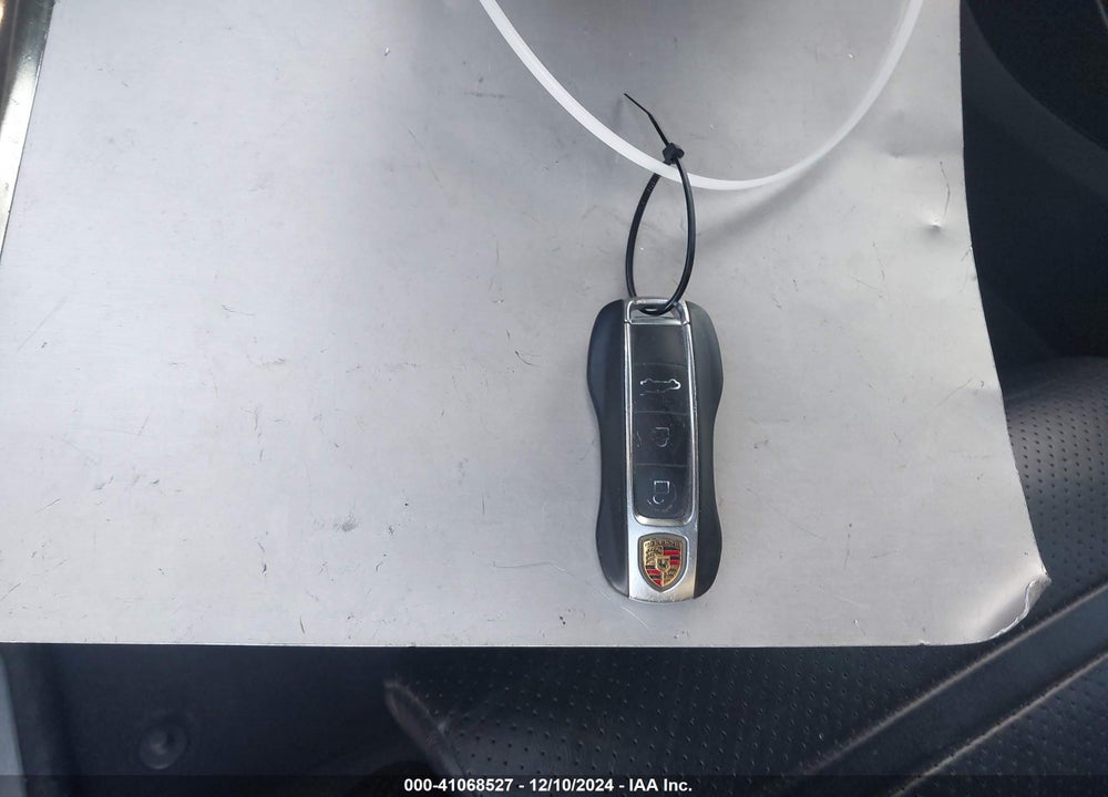 2019 PORSCHE CAYENNE VIN: WP1AA2AY3KDA15670
