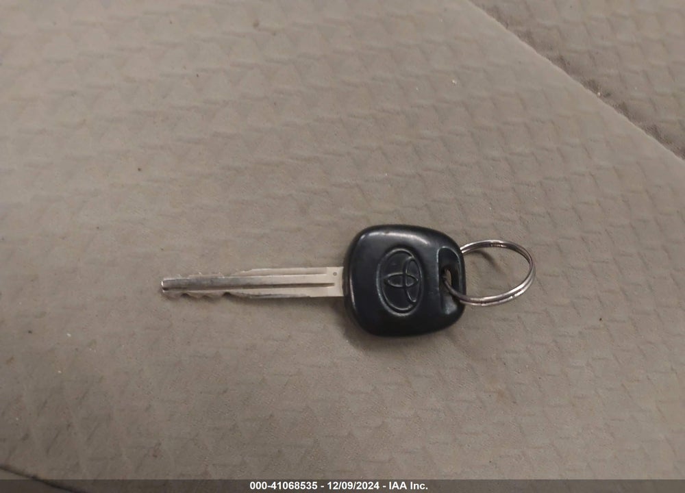 2009 TOYOTA CAMRY VIN: 4T1BE46K29U287577