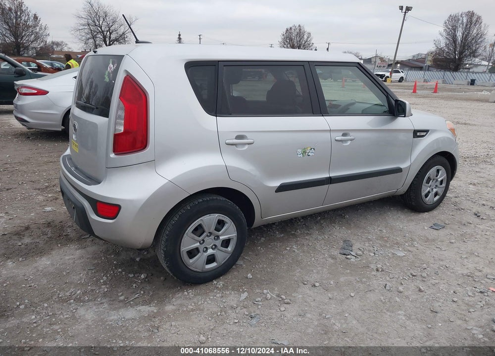 2012 KIA SOUL VIN: KNDJT2A56C7383715