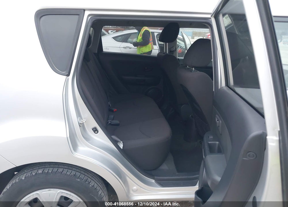 2012 KIA SOUL VIN: KNDJT2A56C7383715