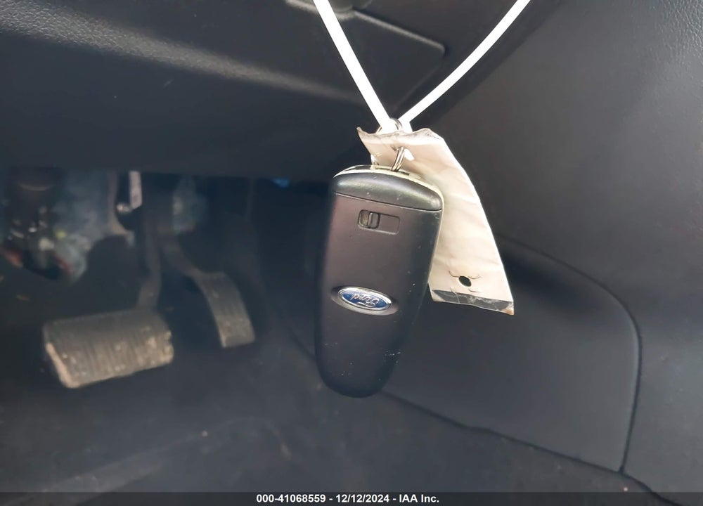 2015 FORD FOCUS TITANIUM VIN: 1FADP3N25FL366493