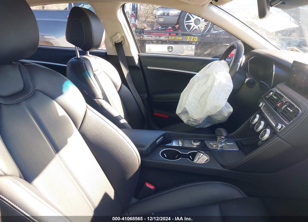 2023 GENESIS G70 2.0T AWD VIN: KMTG34TA0PU125750