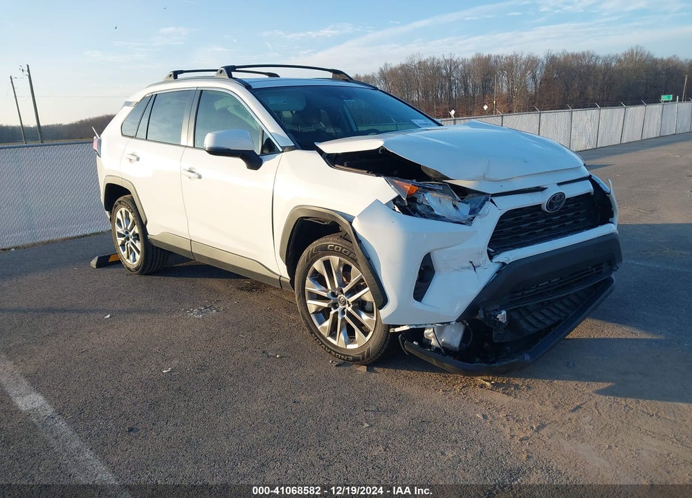 2020 TOYOTA RAV4 XLE PREMIUM VIN: 2T3C1RFV3LW060906