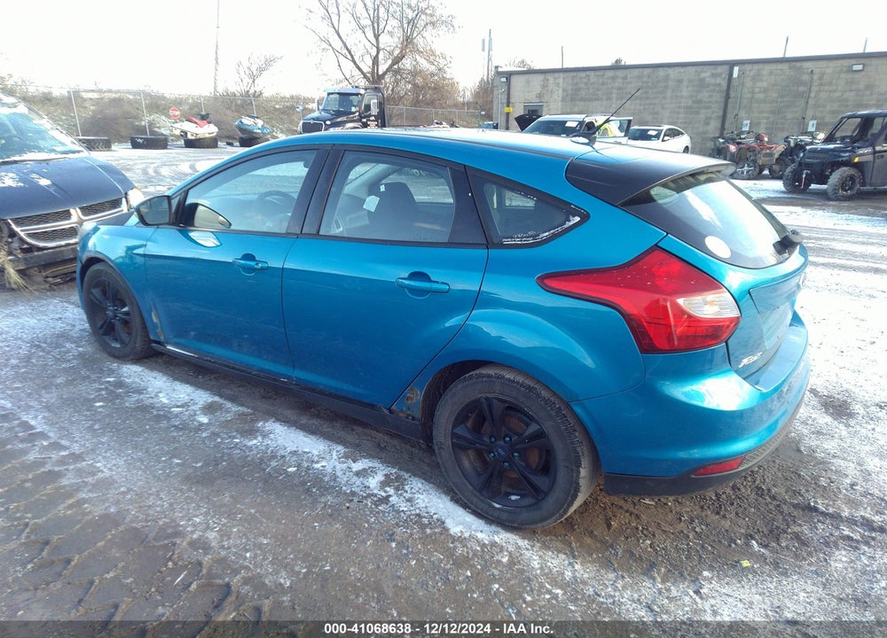 2014 FORD FOCUS SE VIN: 1FADP3K22EL408251