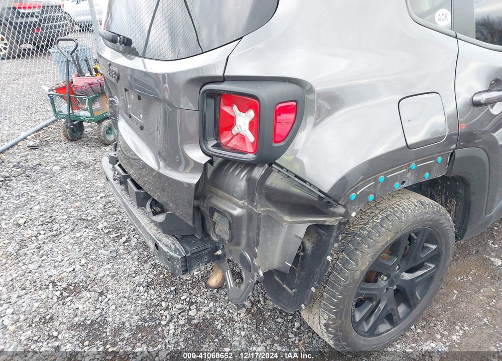 2017 JEEP RENEGADE ALTITUDE 4X4 VIN: ZACCJBBB0HPF83938