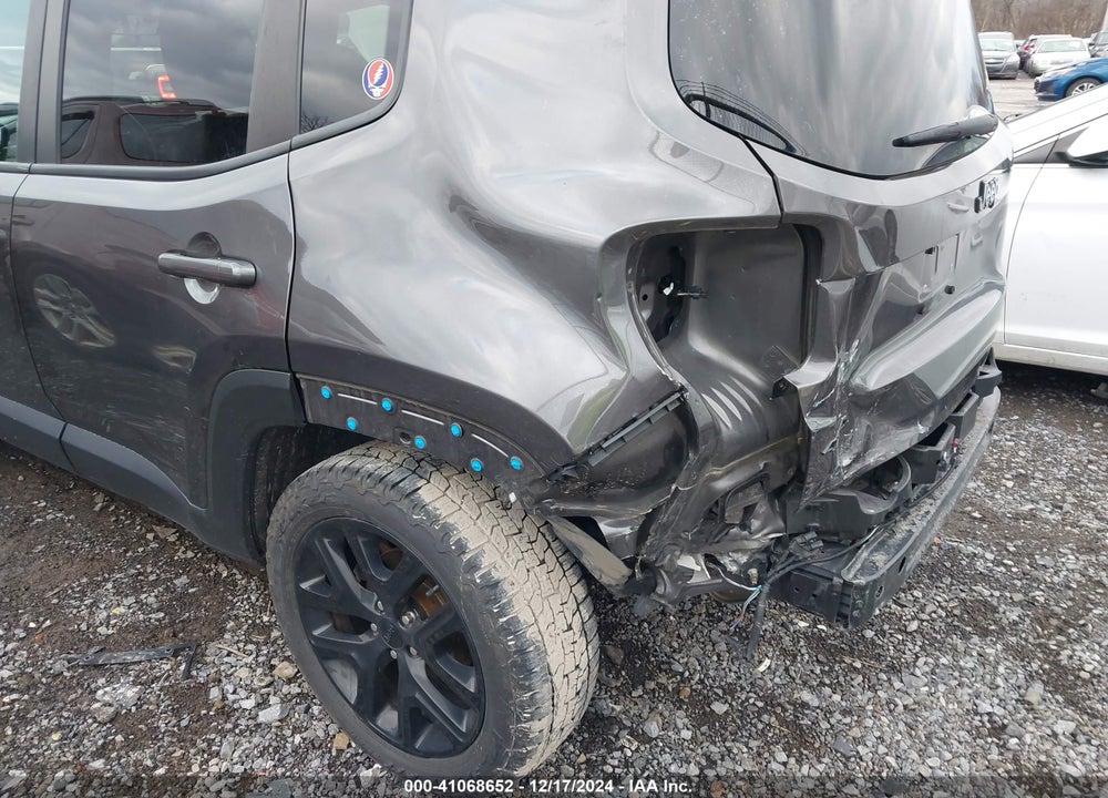 2017 JEEP RENEGADE ALTITUDE 4X4 VIN: ZACCJBBB0HPF83938