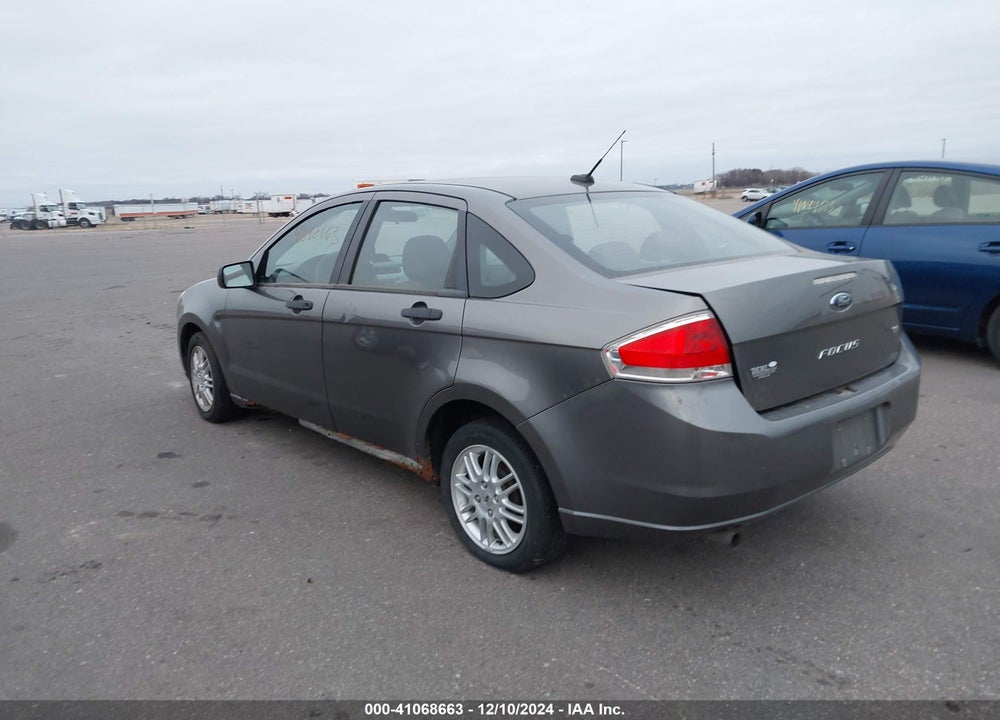 2010 FORD FOCUS SE VIN: 1FAHP3FN3AW280181