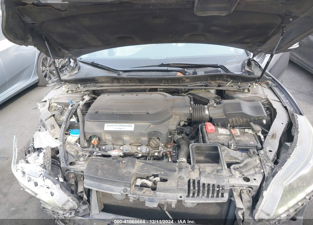 2015 HONDA ACCORD EX-L V-6 VIN: 1HGCR3F89FA016350