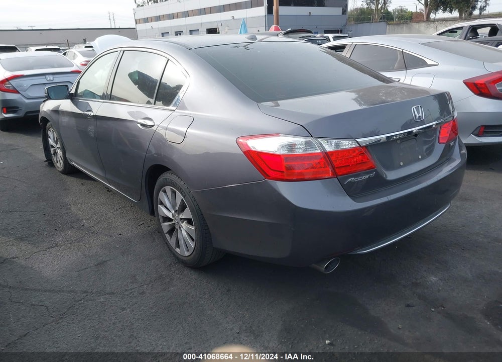 2015 HONDA ACCORD EX-L V-6 VIN: 1HGCR3F89FA016350