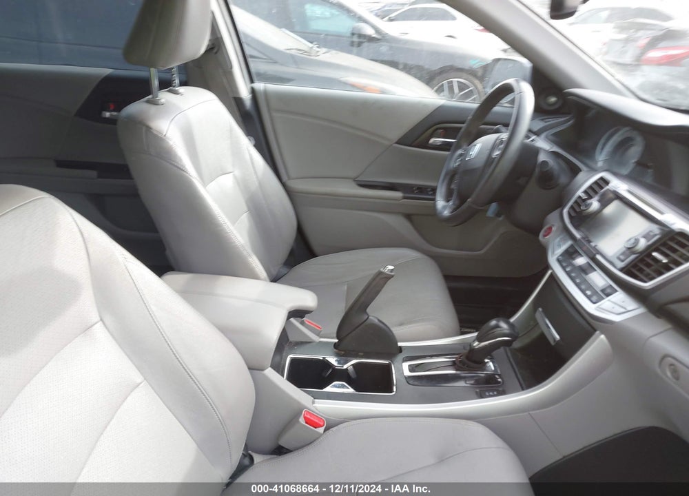 2015 HONDA ACCORD EX-L V-6 VIN: 1HGCR3F89FA016350