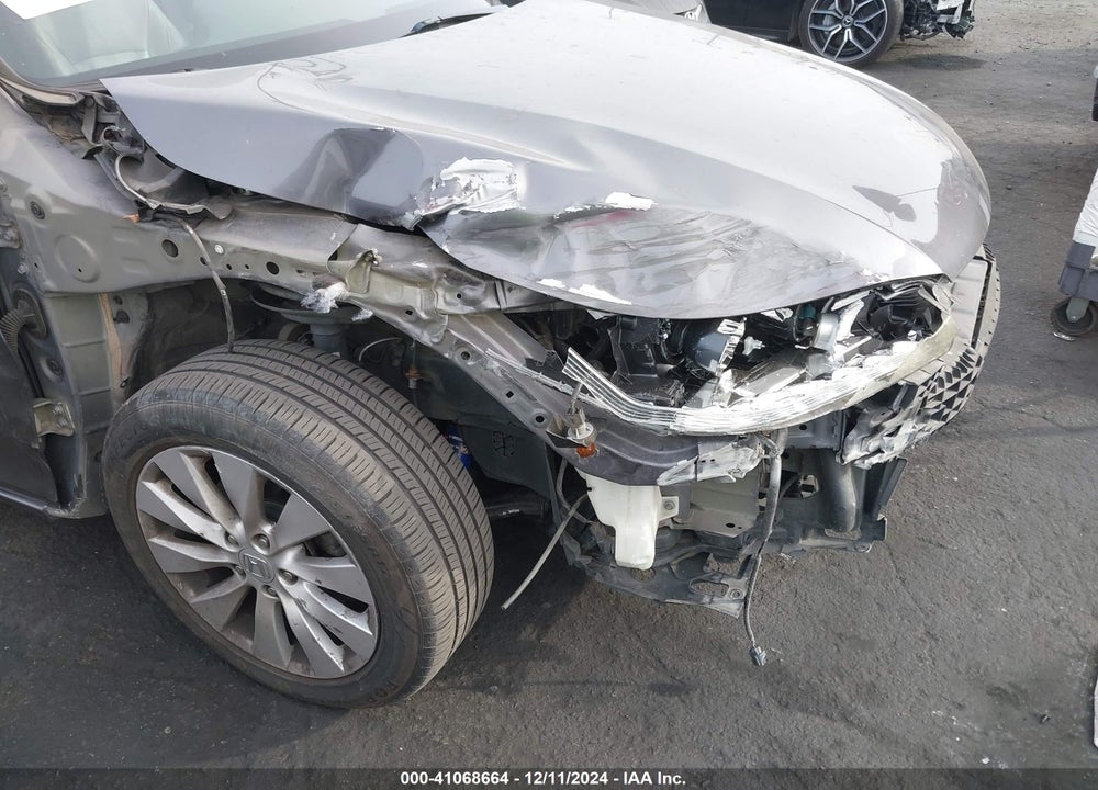 2015 HONDA ACCORD EX-L V-6 VIN: 1HGCR3F89FA016350