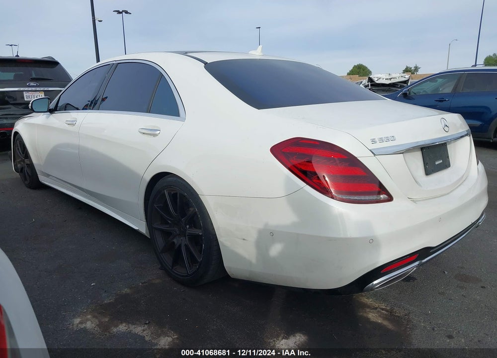2018 MERCEDES-BENZ S 560 VIN: WDDUG8DBXJA379887