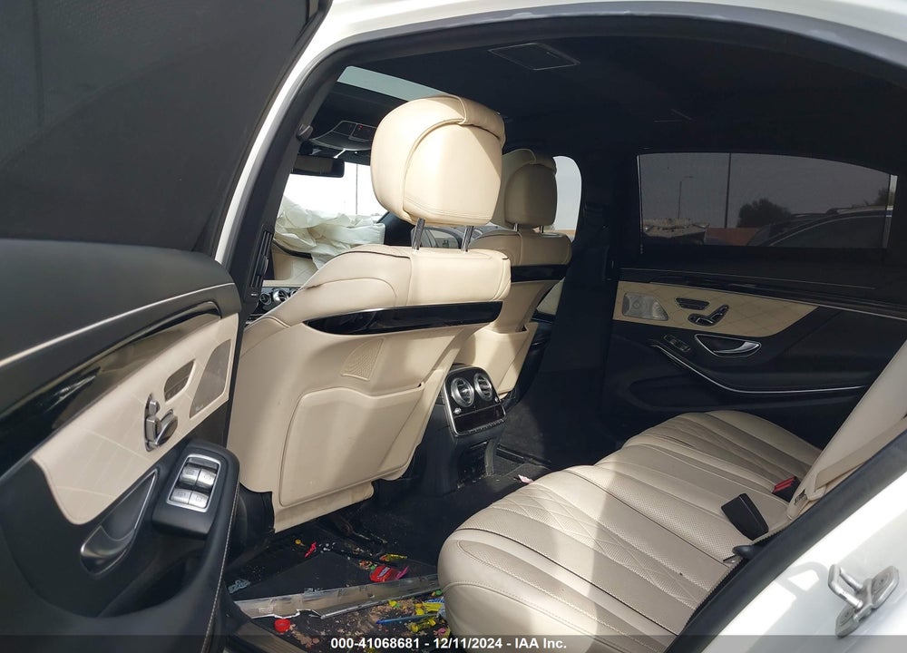 2018 MERCEDES-BENZ S 560 VIN: WDDUG8DBXJA379887