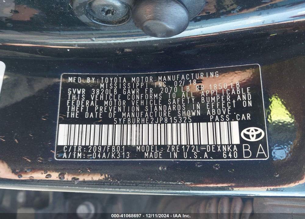 2018 TOYOTA COROLLA LE VIN: 5YFBURHE2JP815325