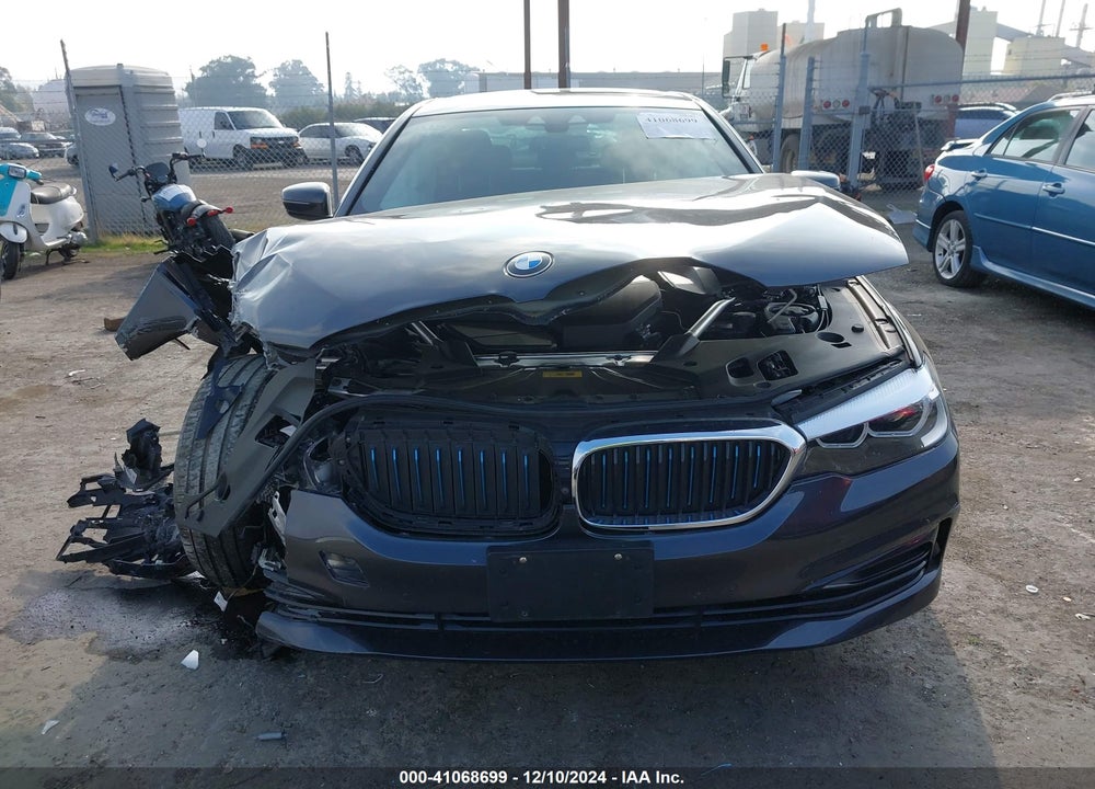 2020 BMW 530E IPERFORMANCE VIN: WBAJA9C04LCE06903