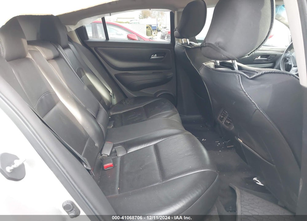 2010 ACURA ZDX VIN: 2HNYB1H40AH502556
