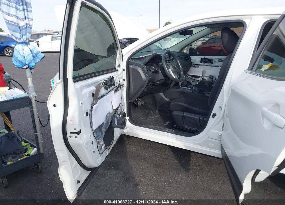 2017 NISSAN ROGUE SPORT S VIN: JN1BJ1CP1HW011265