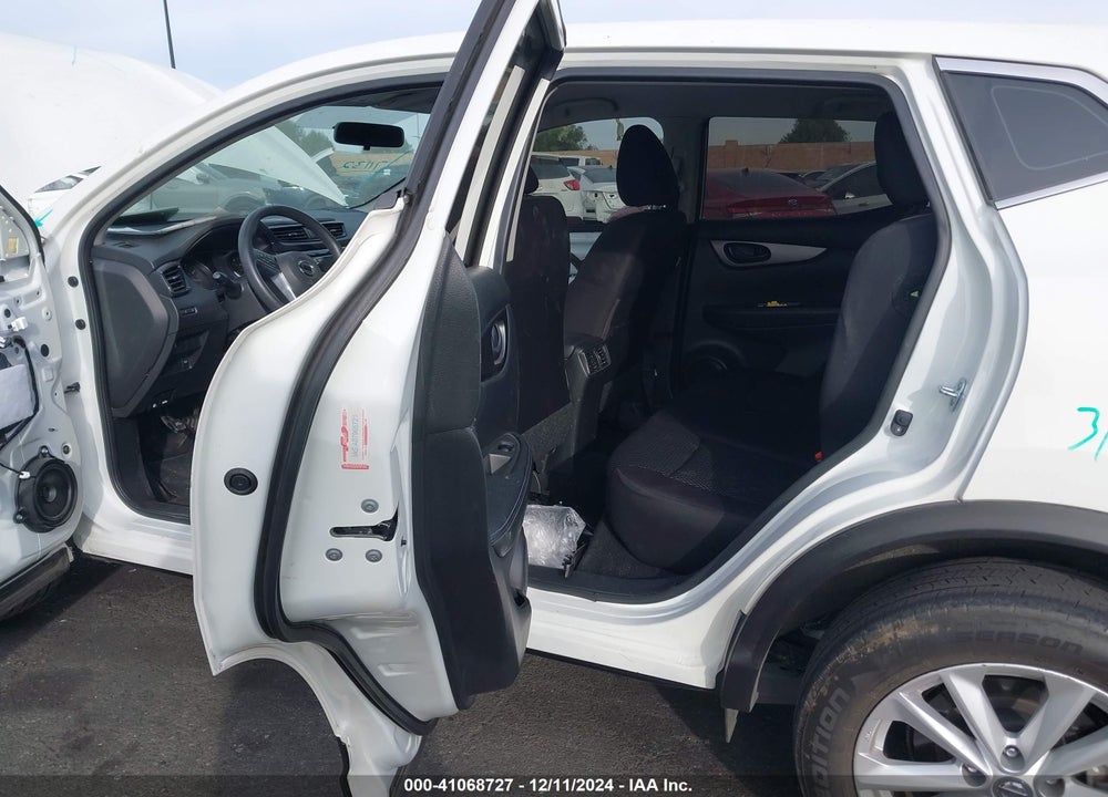 2017 NISSAN ROGUE SPORT S VIN: JN1BJ1CP1HW011265