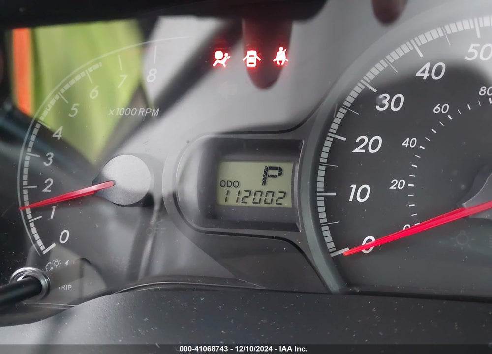 2014 TOYOTA SIENNA LE V6 8 PASSENGER VIN: 5TDKK3DC5ES465323
