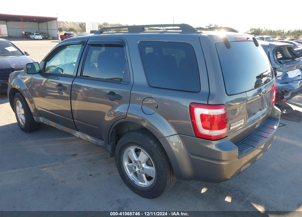 2011 FORD ESCAPE XLT VIN: 1FMCU9DG3BKC23939