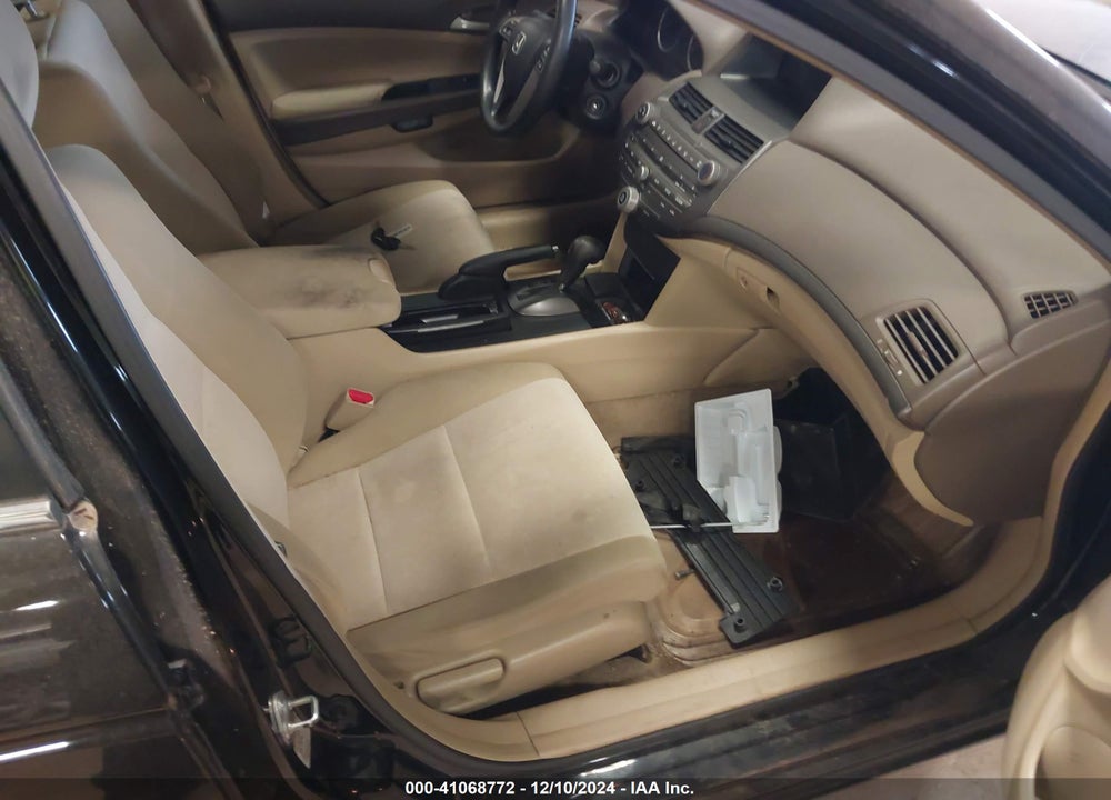 2008 HONDA ACCORD 2.4 LX VIN: JHMCP26388C073423