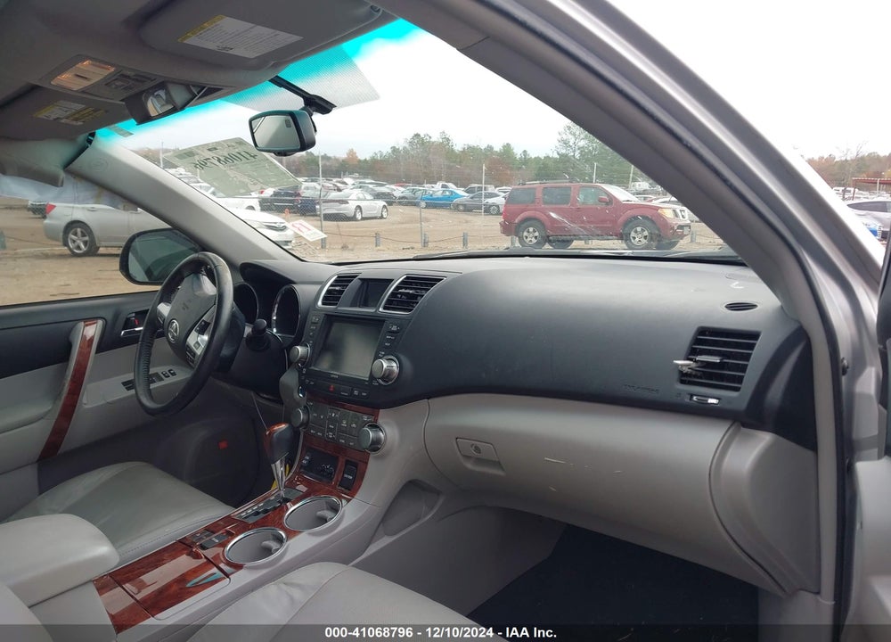 2012 TOYOTA HIGHLANDER HYBRID LIMITED V6 VIN: JTEDC3EH4C2004081