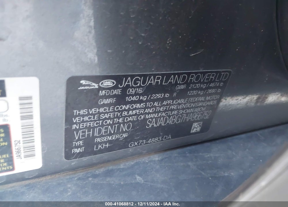 2017 JAGUAR XE VIN: SAJAD4BG7HA966752