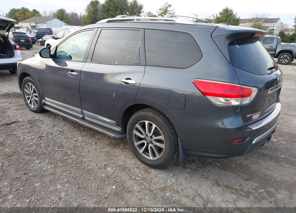 2013 NISSAN PATHFINDER SL VIN: 5N1AR2MM7DC647160