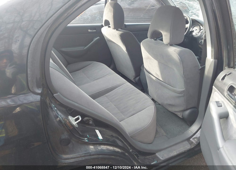 2004 HONDA CIVIC LX VIN: 1HGES16544L000730