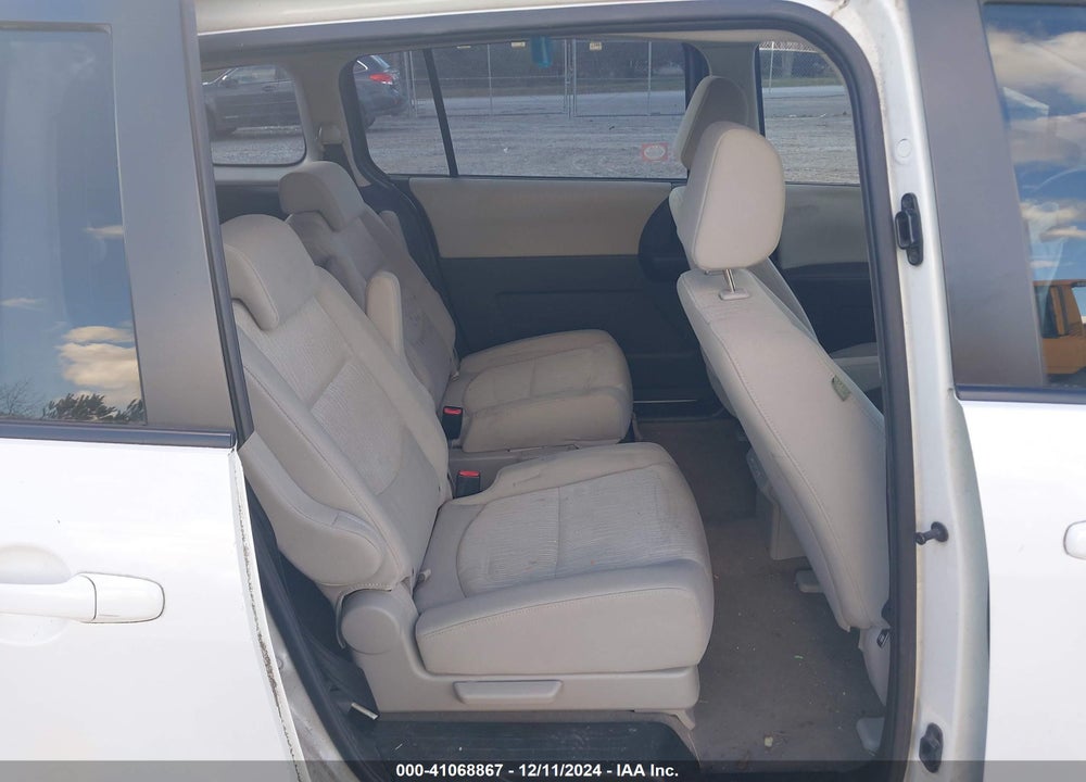 2010 MAZDA 5 TOURING VIN: JM1CR2W30A0368969