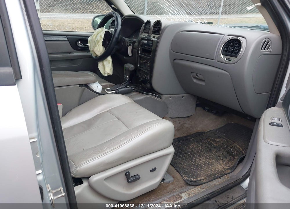 2008 GMC ENVOY SLE VIN: 1GKDT13S082102012