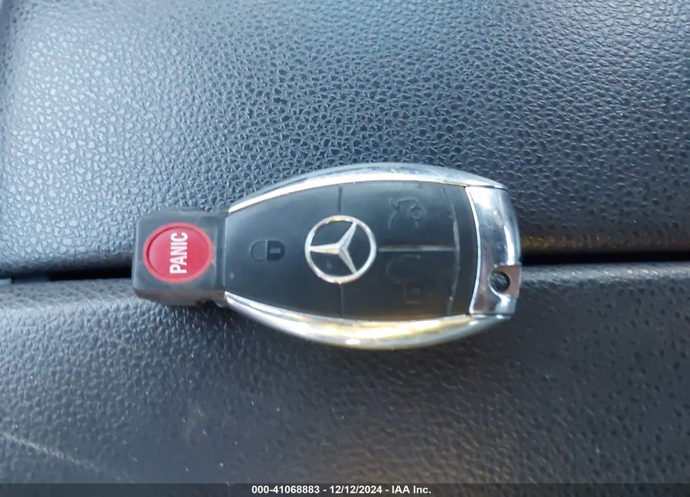 2008 MERCEDES-BENZ C 300 LUXURY/SPORT VIN: WDDGF54X28F063679
