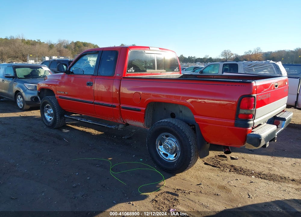 1998 DODGE RAM 2500 ST VIN: 1B7KF23Z6WJ262055