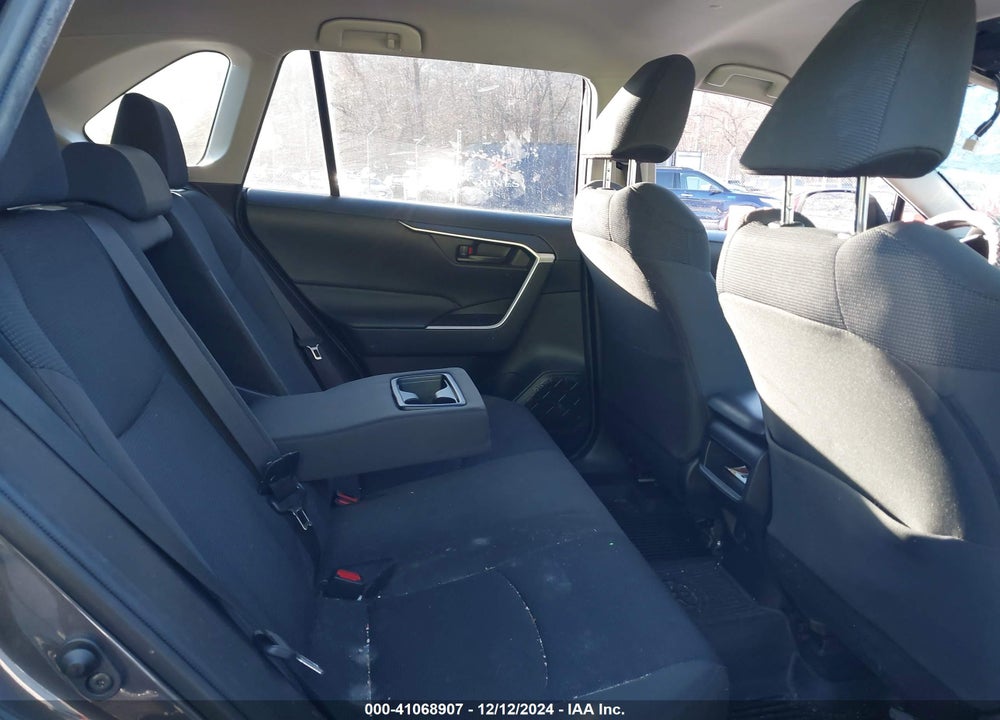 2019 TOYOTA RAV4 LE VIN: JTMG1RFV6KJ013352