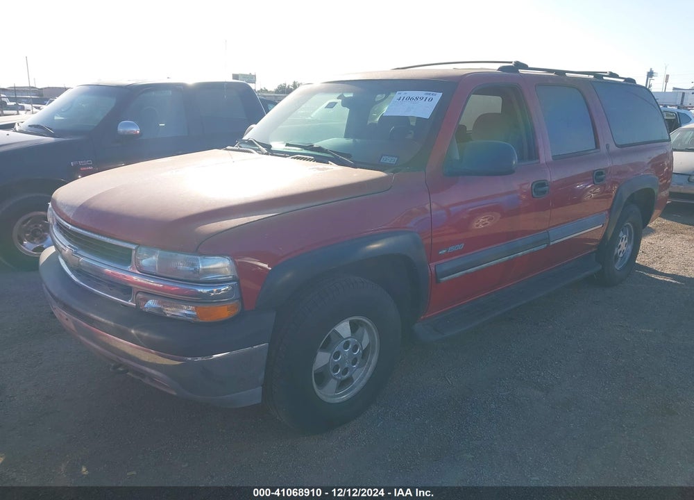 2000 CHEVROLET SUBURBAN 1500 LS VIN: 3GNFK16T3YG102841