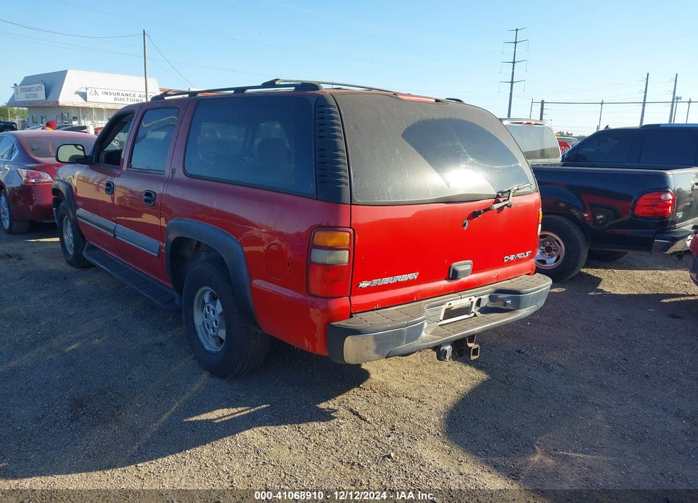 2000 CHEVROLET SUBURBAN 1500 LS VIN: 3GNFK16T3YG102841