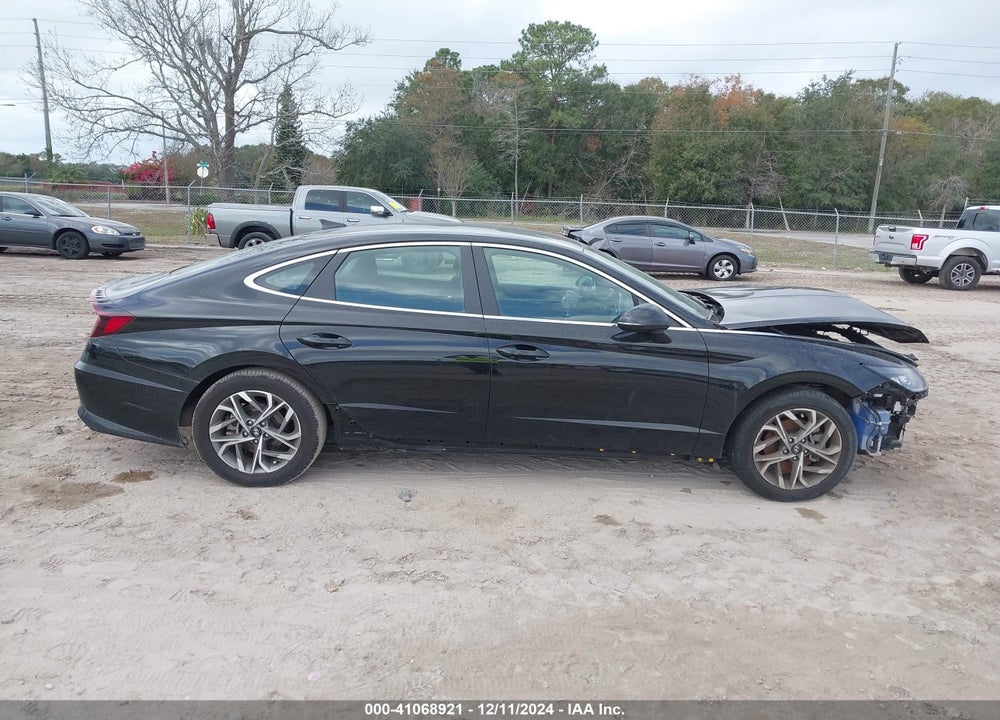 2022 HYUNDAI SONATA VIN: KMHL64JA6NA239379