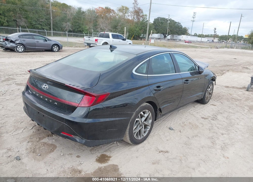 2022 HYUNDAI SONATA VIN: KMHL64JA6NA239379