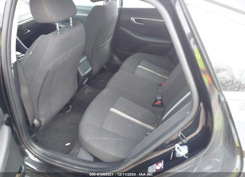 2022 HYUNDAI SONATA VIN: KMHL64JA6NA239379