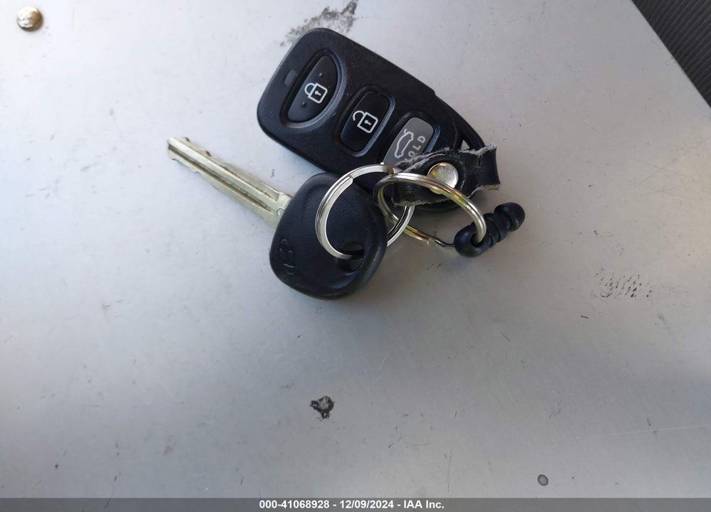2017 HYUNDAI ELANTRA SE VIN: KMHD74LF8HU367121