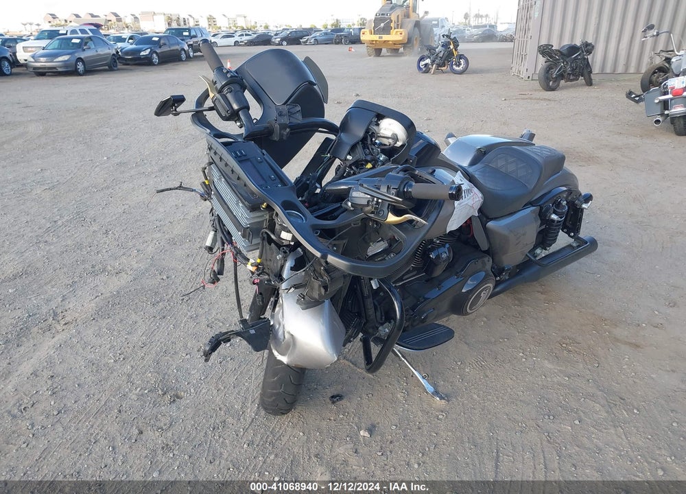 2017 HARLEY-DAVIDSON FLTRX ROAD GLIDE VIN: 1HD1KHC33HB616289